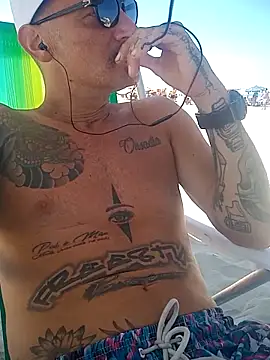 Snapshot of rolesexy chatting on 03.09.25 rolesexy online show from 03.09.25