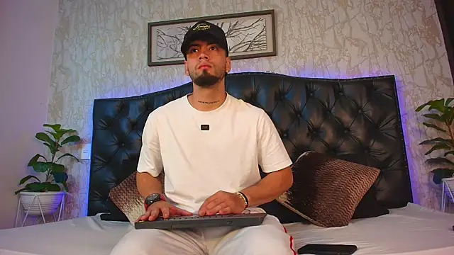 MattDevon online show from 03.03.26