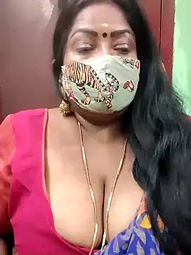 Snapshot of maniisha chatting on 12.25.24 maniisha online show from 12.25.24