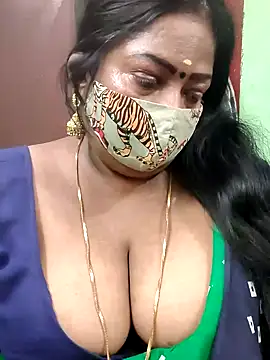 Snapshot of maniisha chatting on 12.26.24 maniisha online show from 12.26.24