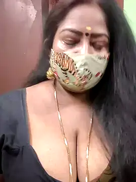 Snapshot of maniisha chatting on 12.27.24 maniisha online show from 12.27.24