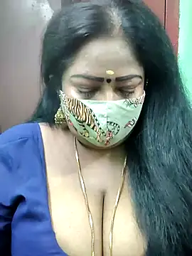 Snapshot of maniisha chatting on 12.29.24 maniisha online show from 12.29.24