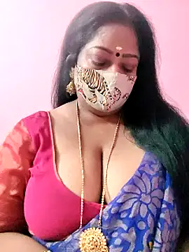 Snapshot of maniisha chatting on 01.06.25 maniisha online show from 01.06.25