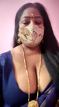 Snapshot of maniisha chatting on 01.08.25 maniisha online show from 01.08.25