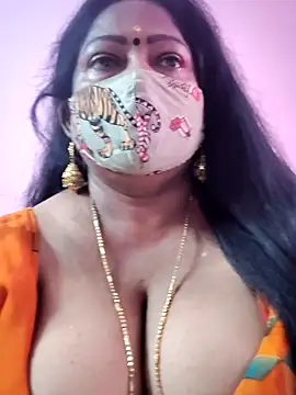 Snapshot of maniisha chatting on 01.12.25 maniisha online show from 01.12.25