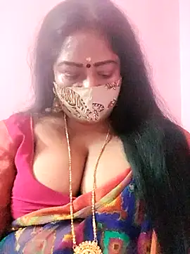 Snapshot of maniisha chatting on 02.01.25 maniisha online show from 02.01.25