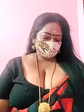 Snapshot of maniisha chatting on 02.21.25 maniisha online show from 02.21.25