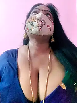 Snapshot of maniisha chatting on 03.01.25 maniisha online show from 03.01.25