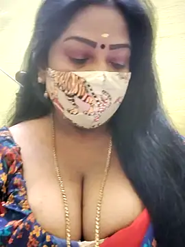 Snapshot of maniisha chatting on 09.11.25 maniisha online show from 09.11.25