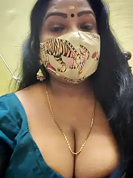 Snapshot of maniisha chatting on 10.05.25 maniisha online show from 10.05.25