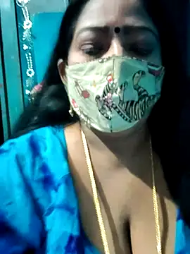 Snapshot of maniisha chatting on 02.04.26 maniisha online show from 02.04.26