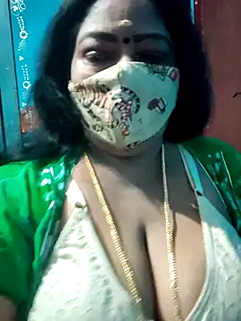 Snapshot of maniisha chatting on 02.10.26 maniisha online show from 02.10.26