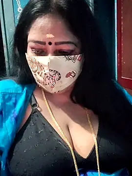 Snapshot of maniisha chatting on 02.11.26 maniisha online show from 02.11.26