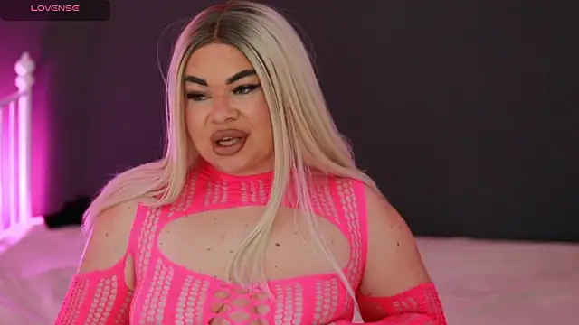 MissLilaa online show from 12.20.24