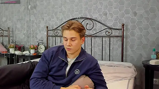 Marcus Swampov online show from 12.12.24