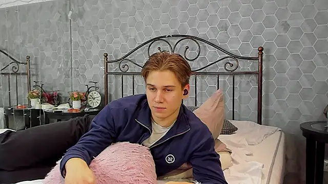 Marcus Swampov online show from 12.13.24