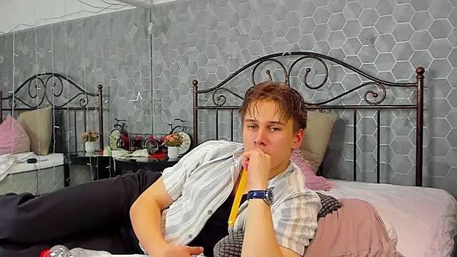 Marcus Swampov online show from 12.24.24