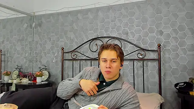 Marcus Swampov online show from 01.12.25