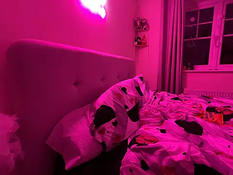 Tallulah-mae-xoxox online show from 01.19.25