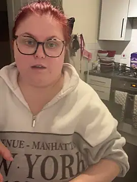 Tallulah-mae-xoxox online show from 02.22.25