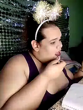 GeovanaLiveHot online show from 12.22.24