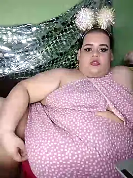 GeovanaLiveHot online show from 12.31.24