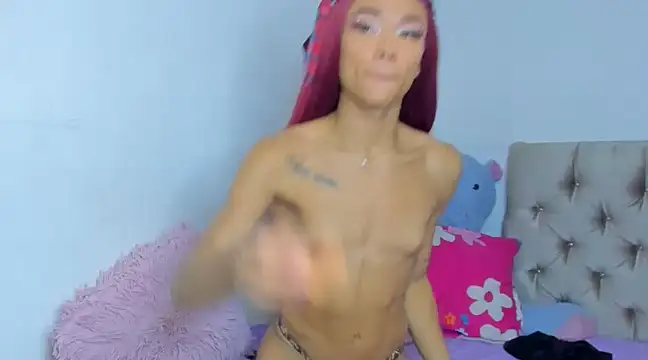 Snapshot of StassieBell chatting on 12.25.24 StassieBell online show from 12.25.24