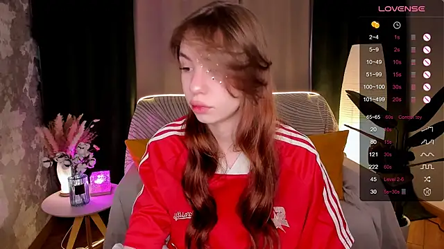 Snapshot of MilliBrown_ chatting on 02.14.26 MilliBrown online show from 02.14.26