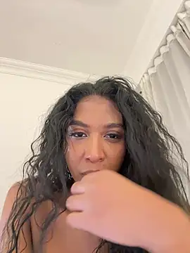 IamCrystal2 online show from 05.16.26