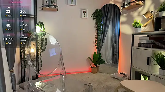 Lella Ryann  online show from 03.08.25