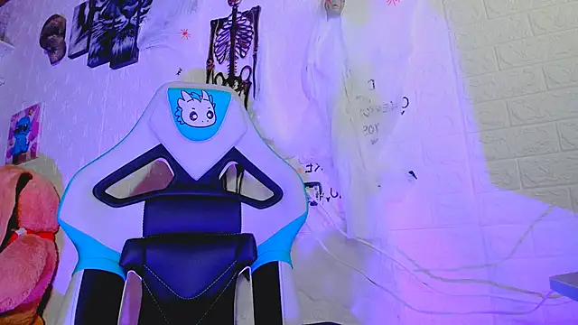 missycanoo online show from 10.14.25