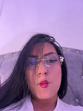 Snapshot of missycanoo chatting on 06.25.26 missycanoo online show from 06.25.26