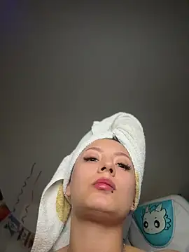 Snapshot of missycanoo chatting on 07.07.26 missycanoo online show from 07.07.26
