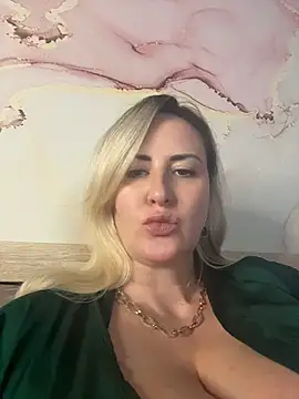 Snapshot of LanaShockk chatting on 07.22.26 LanaShockk online show from 07.22.26