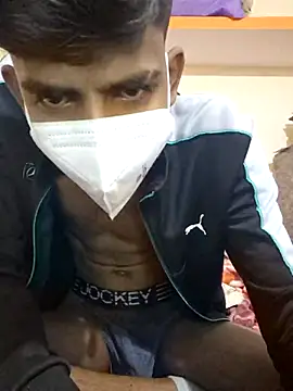 KissesBoyAD online show from 12.13.24