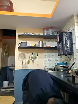 KissesBoyAD online show from 12.14.24