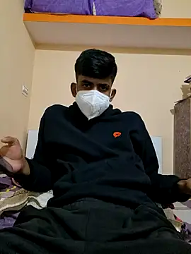 KissesBoyAD online show from 12.14.24