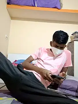 KissesBoyAD online show from 12.15.24