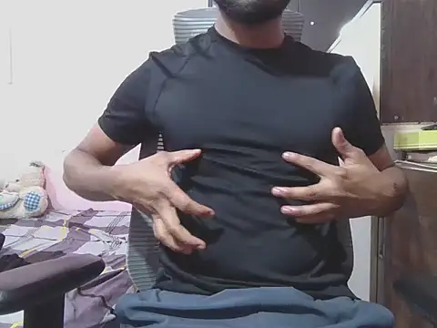 KissesBoyAD online show from 10.25.25