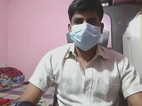 KissesBoyAD online show from 10.31.25