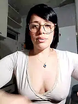 Snapshot of Bellatriz-horse chatting on 01.15.26 Bellatriz-horse online show from 01.15.26