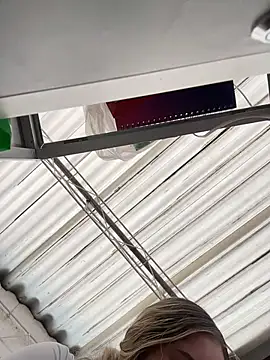 imlindapink online show from 04.16.26