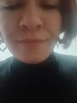 Snapshot of Lela-pink chatting on 07.31.26 Lela-pink online show from 07.31.26