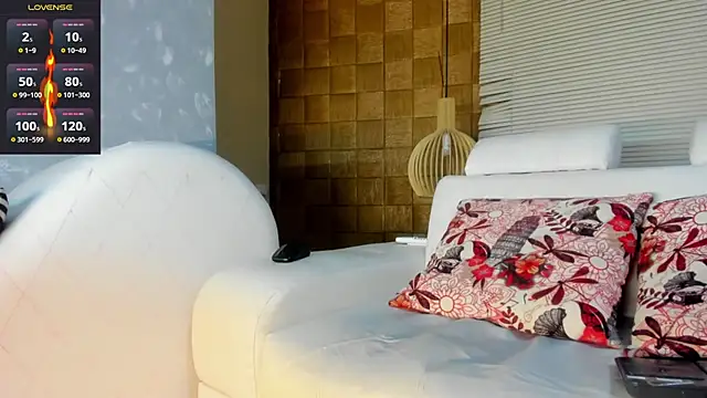 TOWERS21  online show from 02.12.25