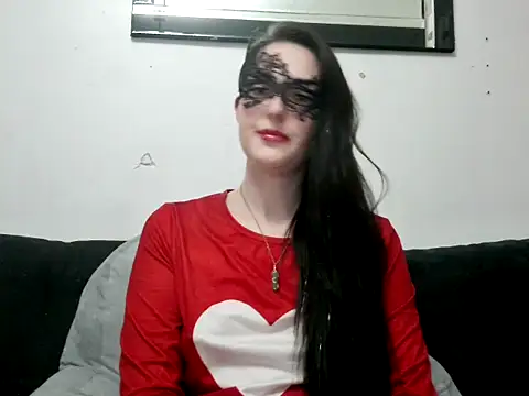 LexiSnowUK online show from 03.08.25