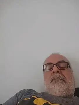Snapshot of Satiro_Sevilla chatting on 05.04.26 Satiro Sevilla online show from 05.04.26