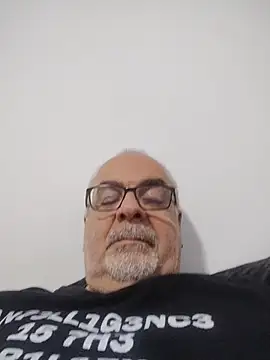 Snapshot of Satiro_Sevilla chatting on 05.19.26 Satiro Sevilla online show from 05.19.26