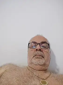Snapshot of Satiro_Sevilla chatting on 06.04.26 Satiro Sevilla online show from 06.04.26
