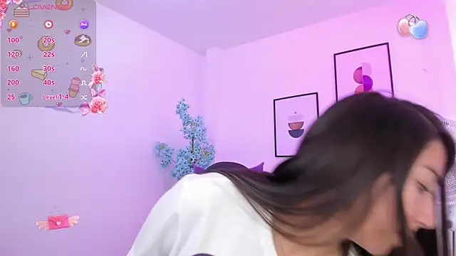 Ema louis  online show from 01.25.25