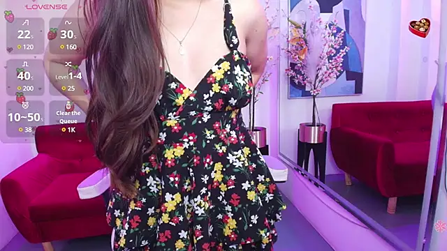 Ema louis  online show from 02.25.25